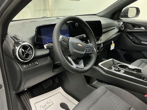 New 2027 Chevrolet Equinox LT w/ Safety and Technology Package AWD/4WD image 10