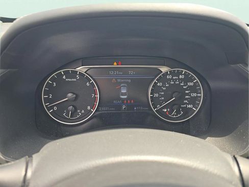 Used 2025 Nissan Altima 2.5 SR w/ SR Premium Package FWD image 6