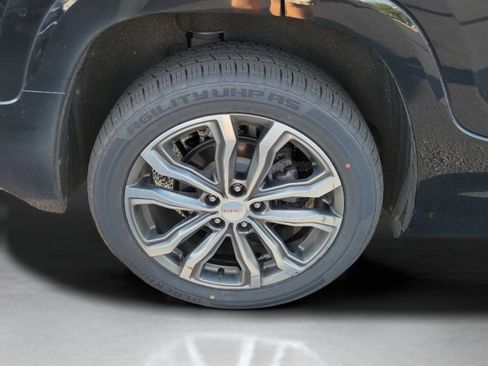 Used 2019 GMC Terrain Denali w/ Advanced Safety Package FWD image 21