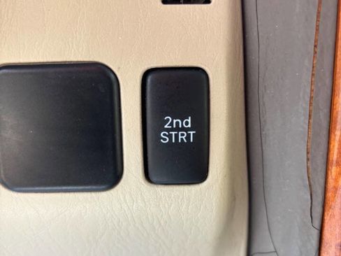 Used 2004 Lexus GX 470 AWD/4WD image 27