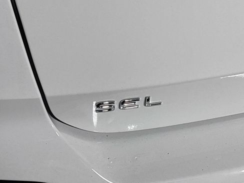 New 2026 Volkswagen Taos SEL AWD/4WD image 25