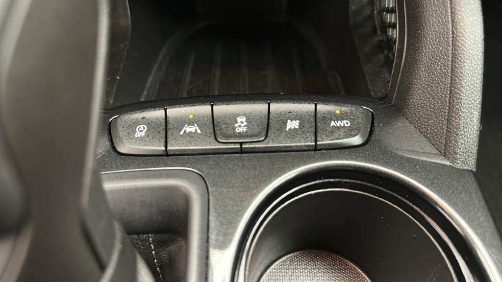 Used 2025 Chevrolet TrailBlazer LT AWD/4WD image 18