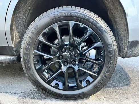 Used 2023 Chevrolet Tahoe LS AWD/4WD image 14
