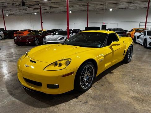 Used 2006 Chevrolet Corvette Z06 w/ Preferred Equipment Group RWD image 1