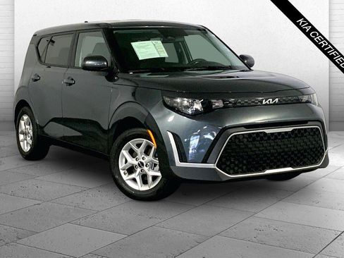 Used 2025 Kia Soul LX w/ LX Technology Package FWD image 1