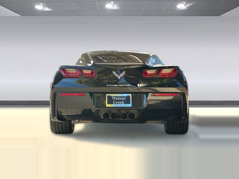 Used 2014 Chevrolet Corvette Stingray Coupe image 9