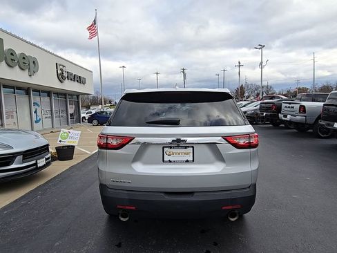 Used 2019 Chevrolet Traverse LS image 7