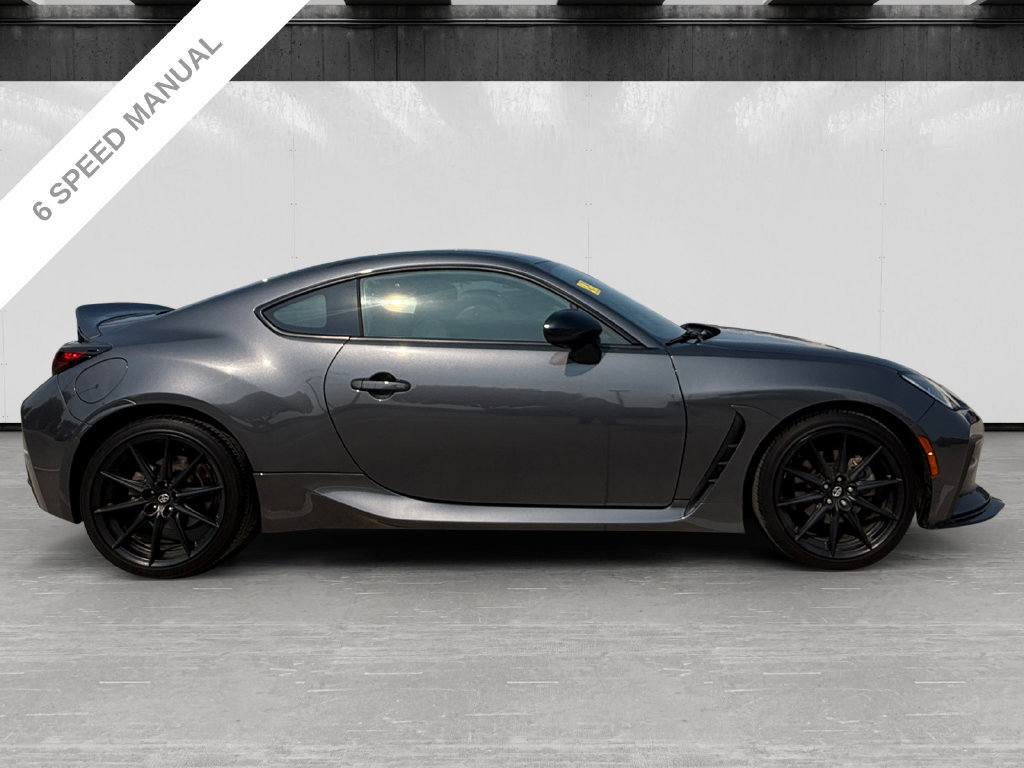 Used 2023 Toyota GR86 Premium RWD image 6