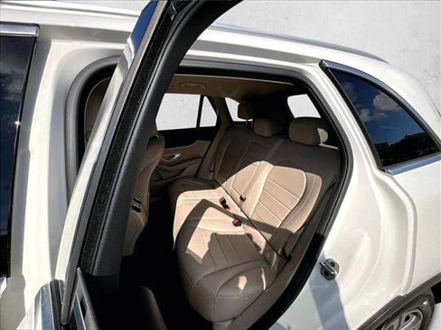 Used 2022 Mercedes-Benz GLC 300 image 26