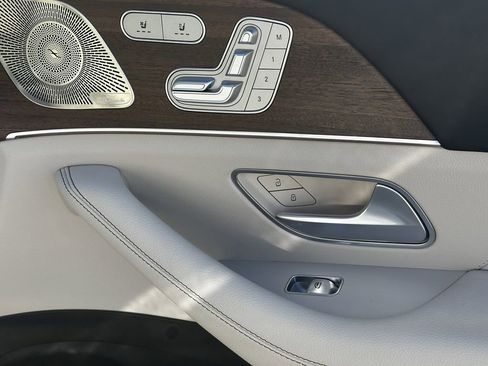 Certified 2026 Mercedes-Benz GLE 450 4MATIC image 17