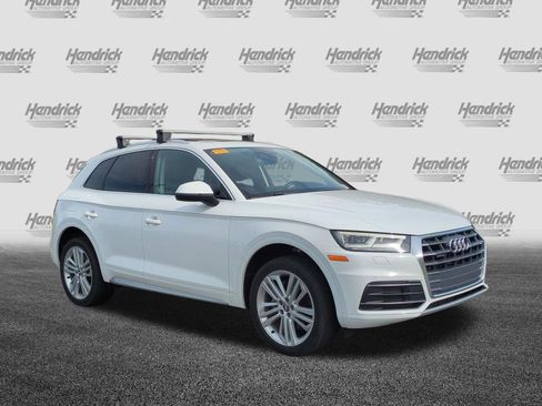 Used 2018 Audi Q5 2.0T Premium Plus w/ Premium Plus Package AWD/4WD image 2