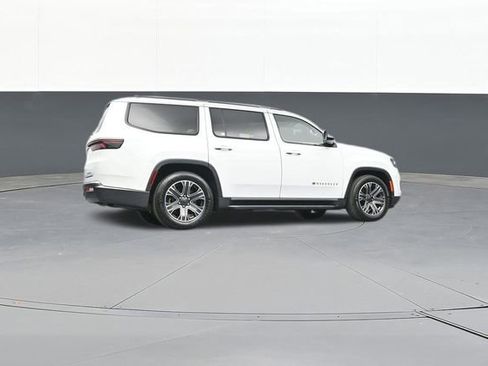 Used 2022 Jeep Wagoneer Series III image 53