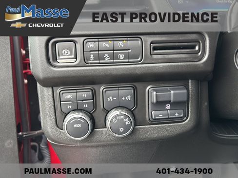 Certified 2023 Chevrolet Tahoe Z71 w/ Luxury Package AWD/4WD image 12