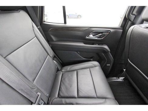 Used 2024 Chevrolet Tahoe LT AWD/4WD image 11