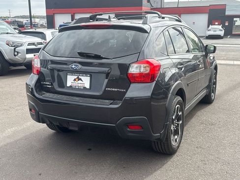 Used 2017 Subaru Crosstrek 2.0i Premium AWD/4WD image 7