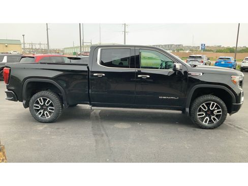 Used 2022 GMC Sierra 1500 Denali w/ Denali Reserve Package AWD/4WD image 5