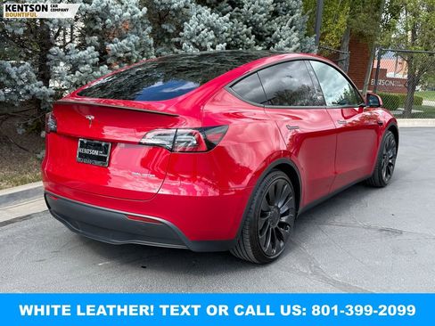 Used 2023 Tesla Model Y Performance AWD/4WD image 8