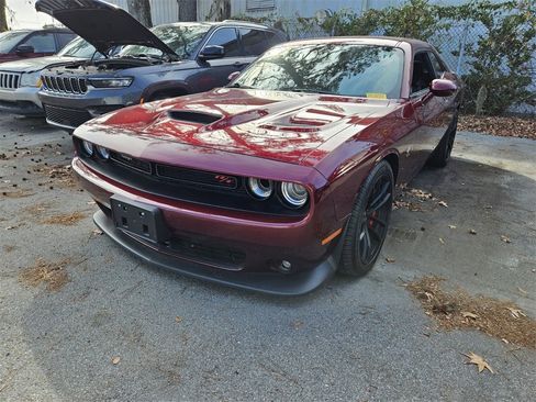 Used 2021 Dodge Challenger R/T Scat Pack w/ Dynamics Package image 2