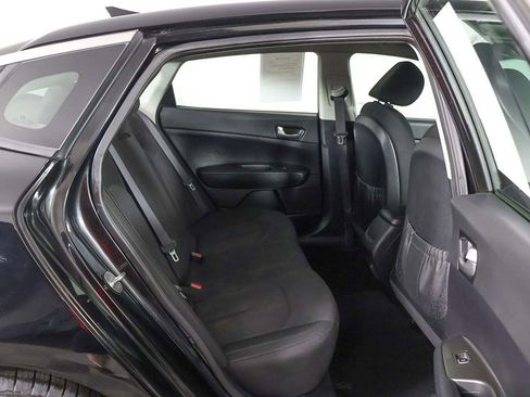 Used 2017 Kia Optima LX FWD image 28