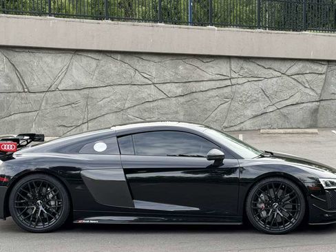 Used 2018 Audi R8 V10 plus AWD/4WD image 4
