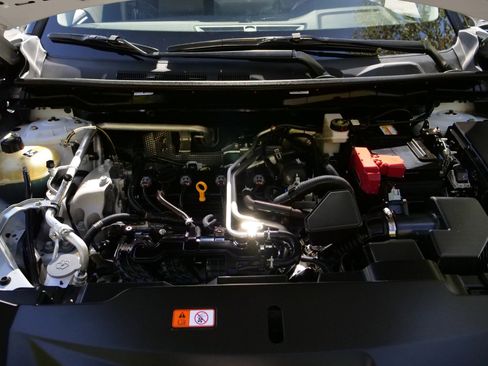 Used 2024 Mitsubishi Outlander ES image 45