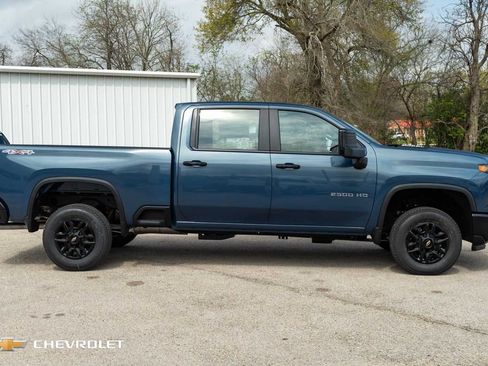 New 2026 Chevrolet Silverado 2500 W/T AWD/4WD image 3