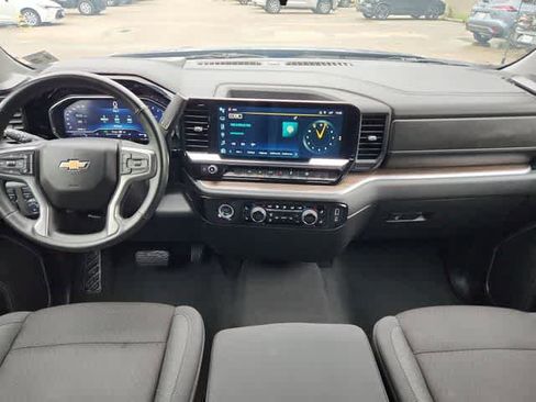 Used 2024 Chevrolet Silverado 1500 LT image 20