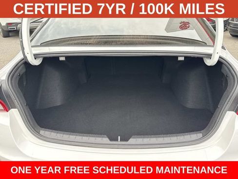 Used 2022 Kia K5 GT-Line FWD image 12