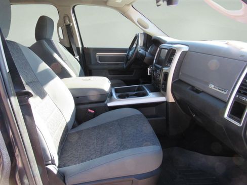 Used 2016 RAM 1500 Big Horn image 33