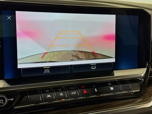 Certified 2025 Chevrolet Silverado 1500 LT image 12