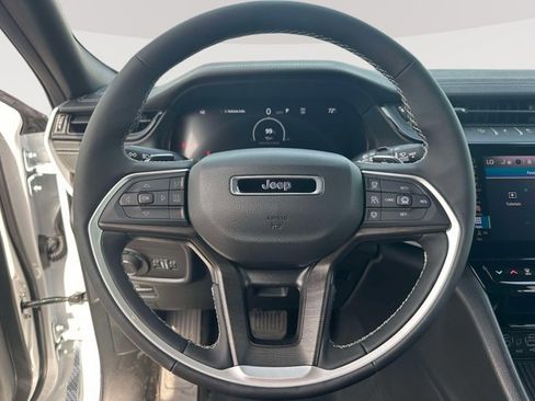 New 2026 Jeep Grand Cherokee Altitude AWD/4WD image 16