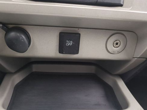 Used 2011 Ford Escape XLT image 28