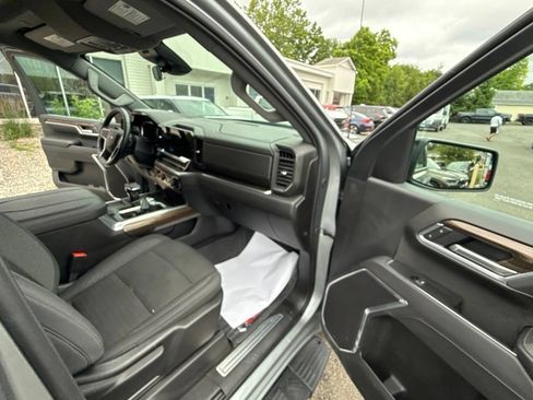 Used 2026 Chevrolet Silverado 1500 RST w/ Z71 Off-Road Package AWD/4WD image 72