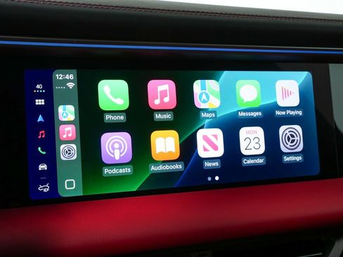 New 2026 Porsche Macan Electric image 17