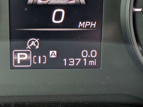 Certified 2025 Subaru Crosstrek 2.0i image 25