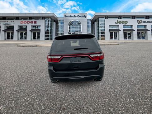 Certified 2024 Dodge Durango R/T RWD image 7