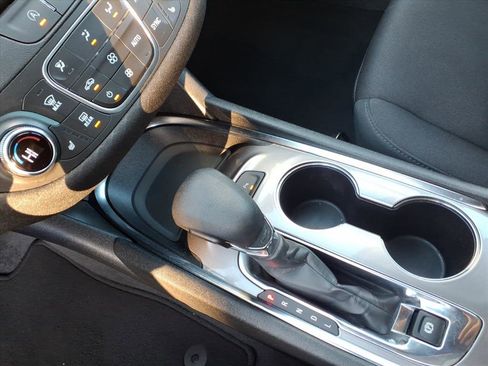 Used 2024 Chevrolet Malibu LT image 20