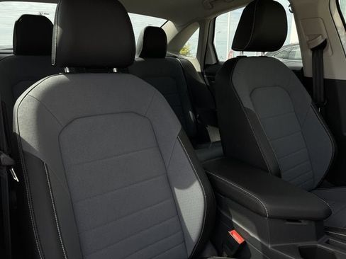 New 2025 Volkswagen Jetta SE image 29