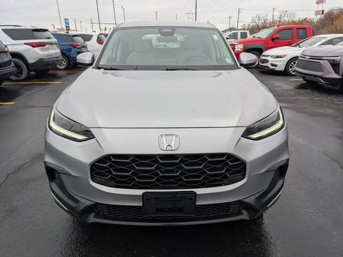 Used 2023 Honda HR-V LX image 2