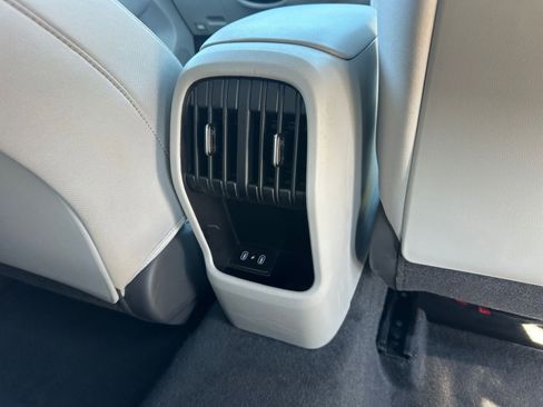 Used 2025 Hyundai Kona SEL image 24