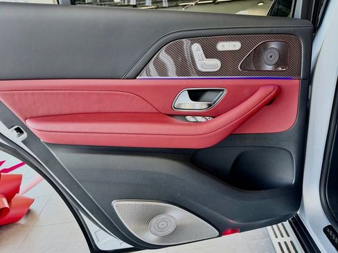 New 2026 Mercedes-Benz GLS 63 AMG 4MATIC image 28