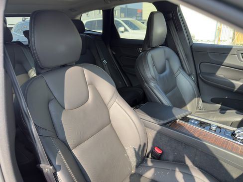 Certified 2023 Volvo XC60 B6 Ultimate image 25