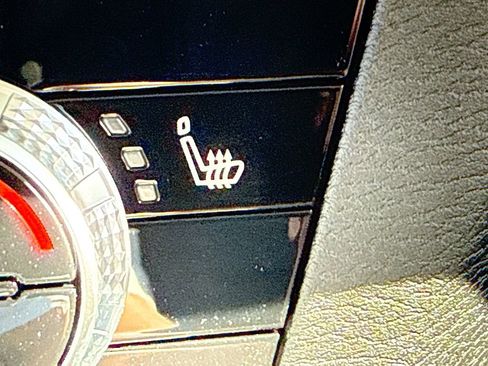 New 2026 Mitsubishi Outlander SE image 21