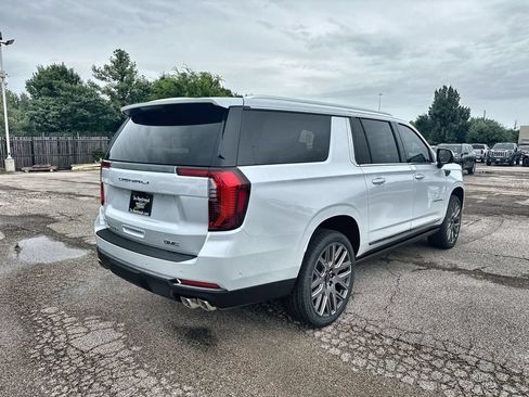 New 2026 GMC Yukon XL Denali Ultimate w/ LPO, Floor Liner Package AWD/4WD image 11