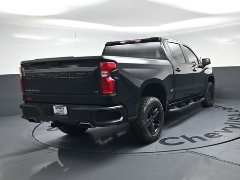 Used 2021 Chevrolet Silverado 1500 LT Trail Boss w/ Bed Protection Package image 9
