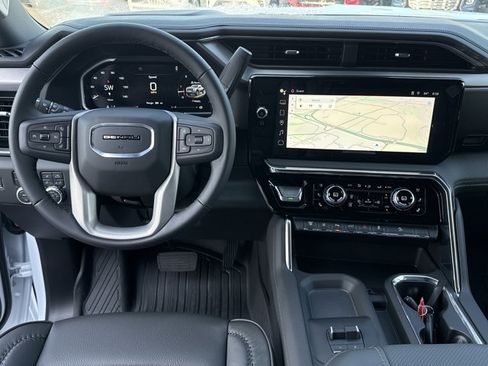 New 2026 GMC Sierra 3500 Denali w/ Denali Reserve Package image 7