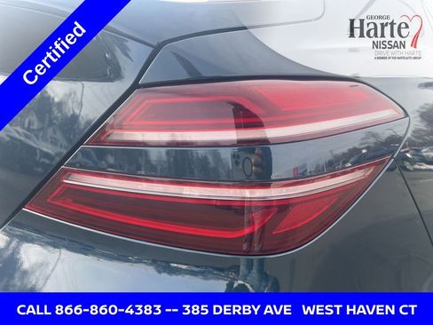 Used 2024 Genesis G70 2.5T image 16