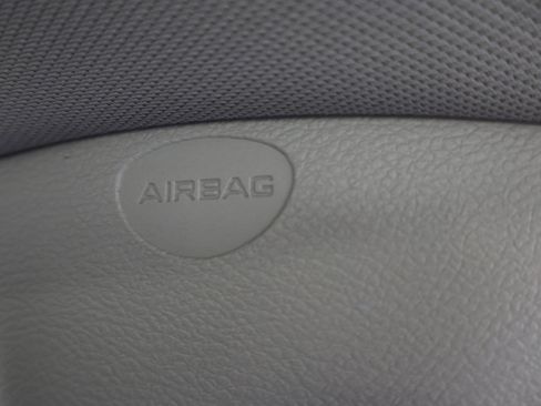 Used 2020 Chrysler Pacifica Limited FWD image 44