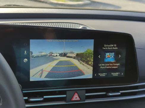 New 2026 Hyundai Elantra Limited FWD image 31