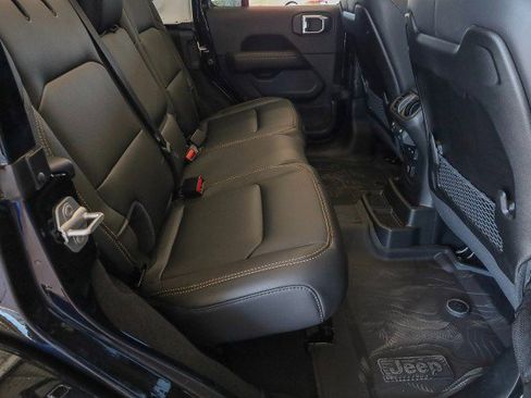 New 2025 Jeep Wrangler Sahara image 34